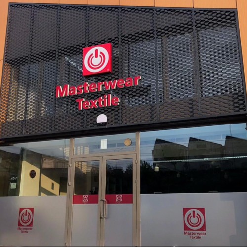 "Masterwear: A Leading Address in Work Safety and Comfort"